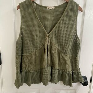 Torrid Festi Babydoll Tank Top Size 2 2X Olive Green Waffle Knit Tiered Ruffle
